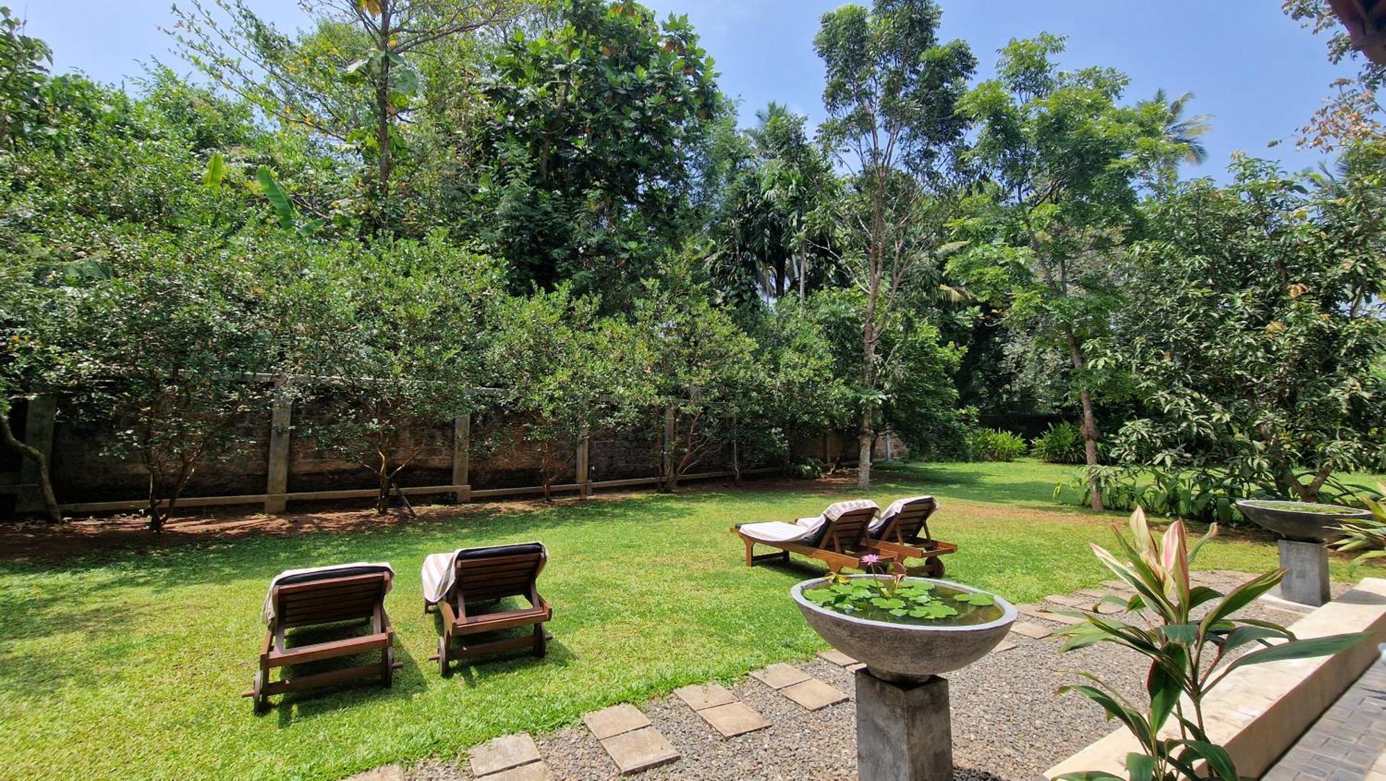Villa Arana Bentota Exterior photo